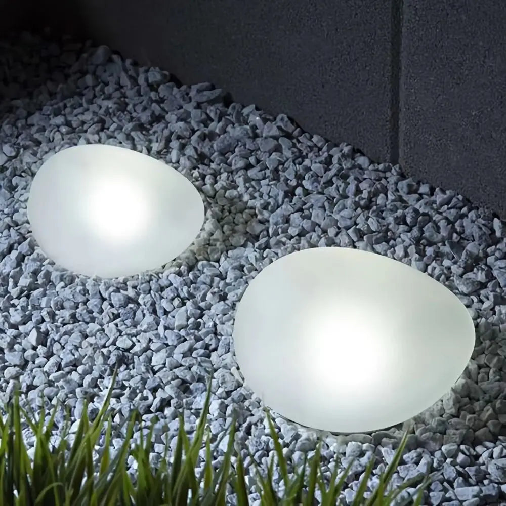 Modern Solar Outdoor Light for Garden - Waterproof / weatherproof & Solar powered