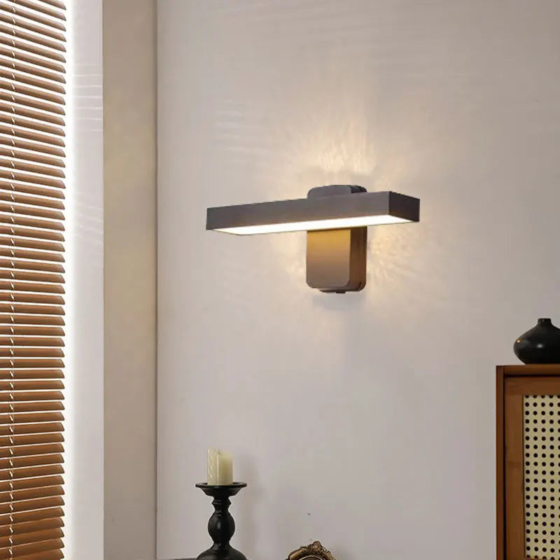 Minimalist Wall Sconce for Staircase - 360° rotating