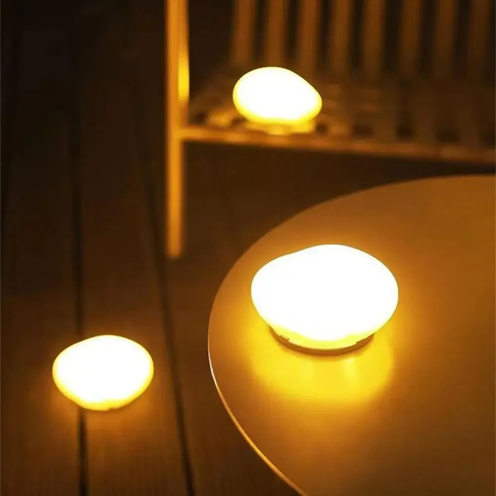 Modern Solar Outdoor Light for Garden - Waterproof / weatherproof & Solar powered