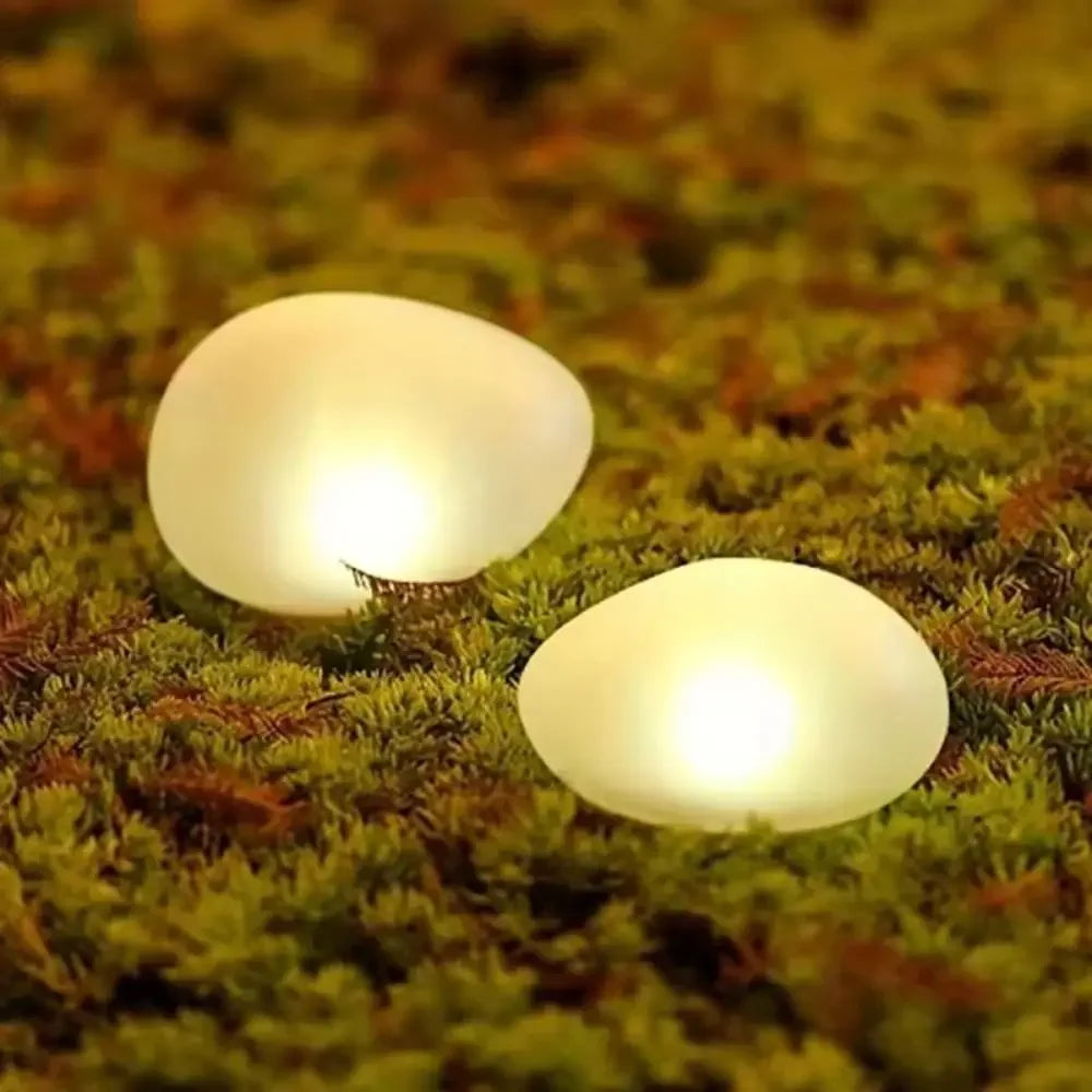 Modern Solar Outdoor Light for Garden - Waterproof / weatherproof & Solar powered